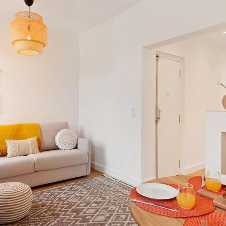 Modern Portuguese 1 Bedroom Apartment In Belem Lisbon Bagian luar foto