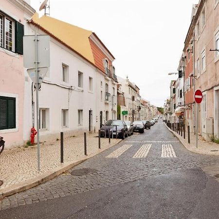 Modern Portuguese 1 Bedroom Apartment In Belem Lisbon Bagian luar foto