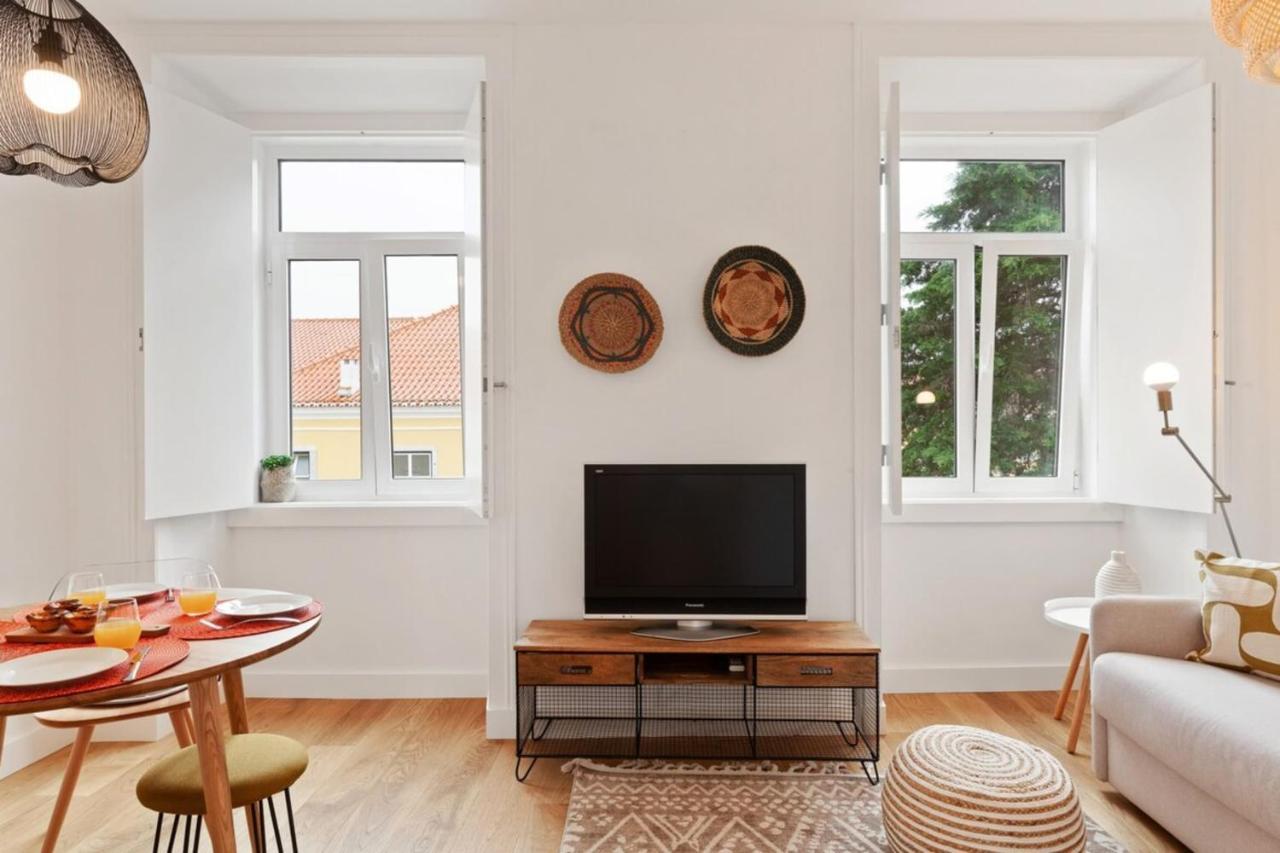 Modern Portuguese 1 Bedroom Apartment In Belem Lisbon Bagian luar foto