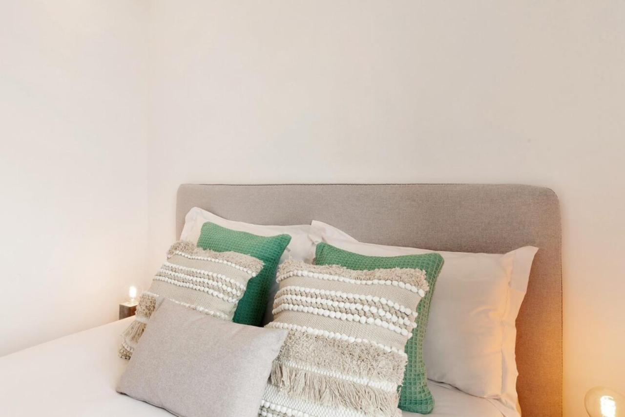 Modern Portuguese 1 Bedroom Apartment In Belem Lisbon Bagian luar foto