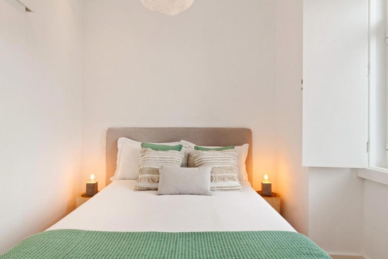 Modern Portuguese 1 Bedroom Apartment In Belem Lisbon Bagian luar foto