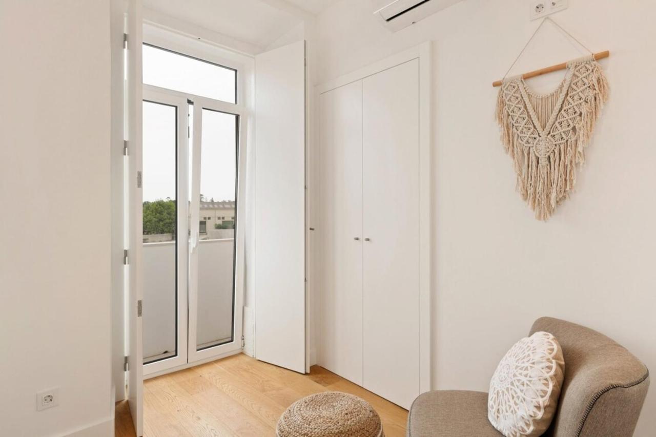 Modern Portuguese 1 Bedroom Apartment In Belem Lisbon Bagian luar foto