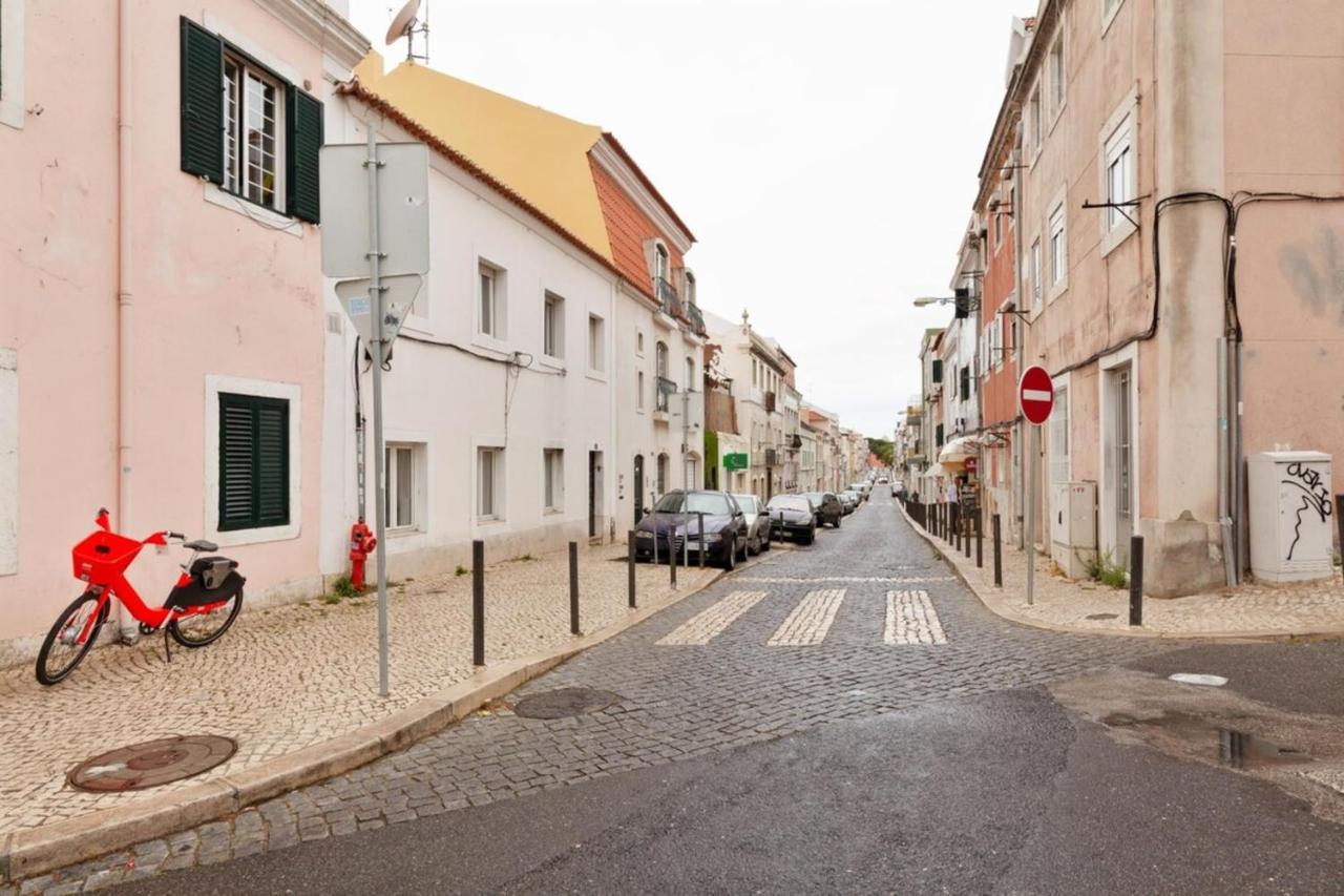 Modern Portuguese 1 Bedroom Apartment In Belem Lisbon Bagian luar foto